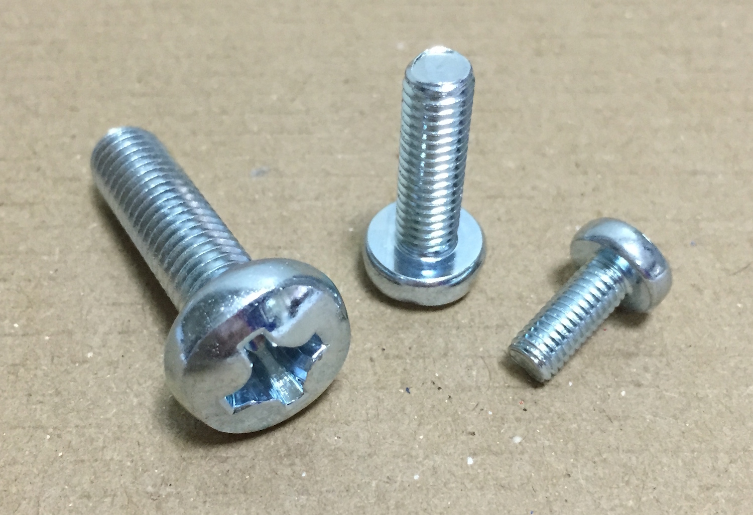 50 Piece Plastic screws Pan head DIN 7985 Polyamide PA 6.6 Natural m3x20 